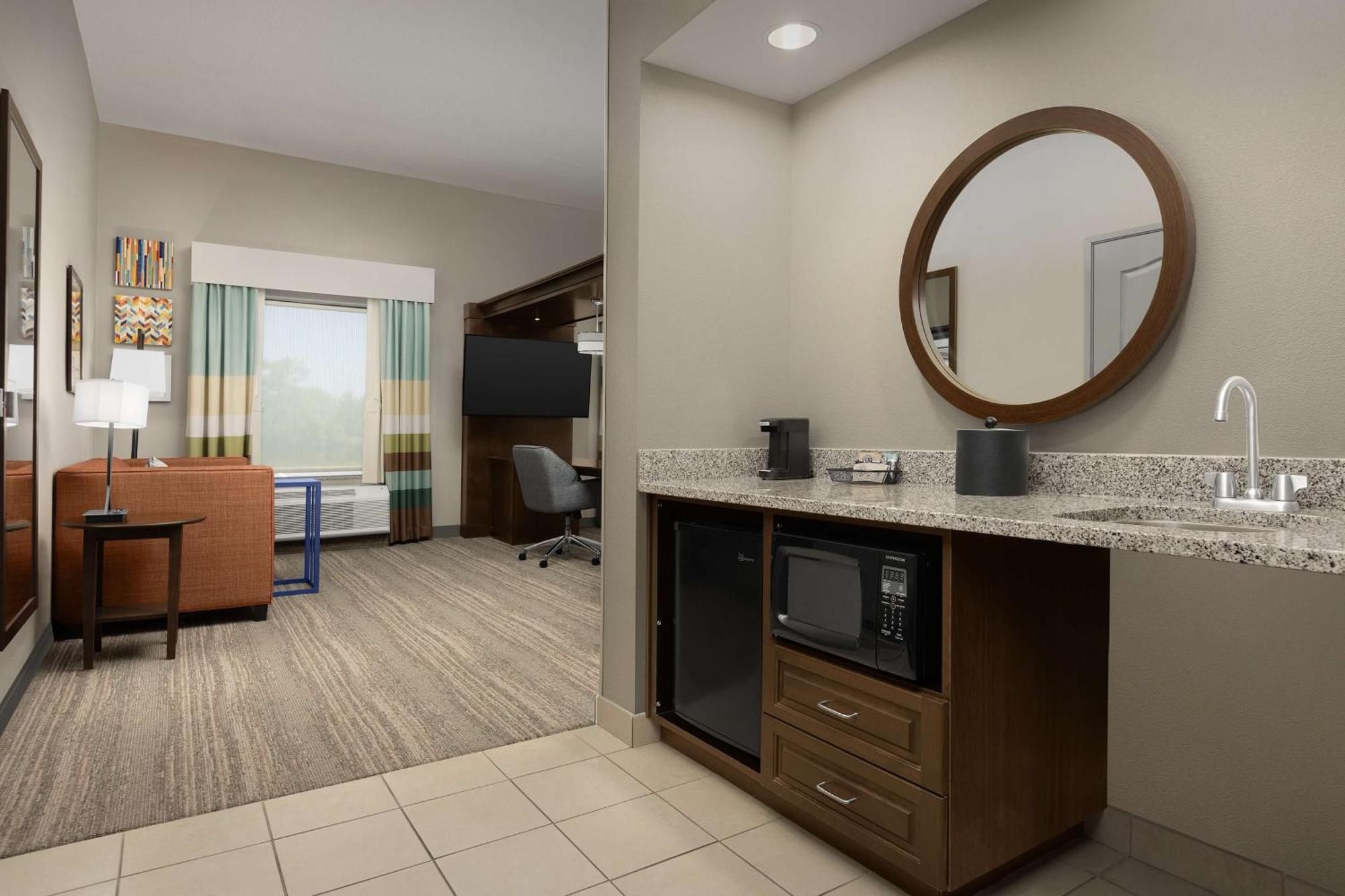 Hampton Inn & Suites Huntsville Research Park Area Exterior foto